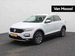 Volkswagen T-Roc - 1.0 TSI Style | NAVIGATIE | ADAPTIVE CRUISE CONTROL | PARKEERSENSOREN | AIRCO |