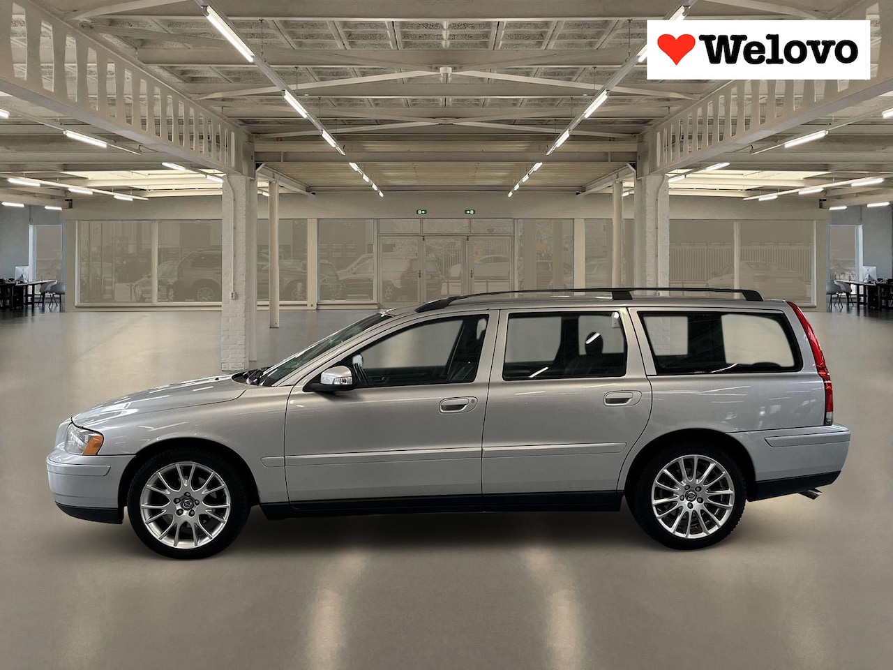 Volvo V70 - 2.4 Edition I Facelift, rijklaar+garantie, trekhaak, automaat..... - AutoWereld.nl