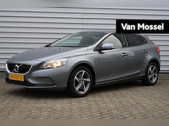 Volvo V40 - 2.0 T2 Inscription 123PK | Navigatie | Stoelverwarming | Dealeronderhouden