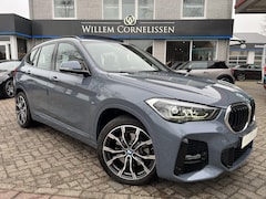 BMW X1 - xDrive25e High Exe M-Sport Pano HUD Leder Camera S X1 xDrive25e eDrive Edition