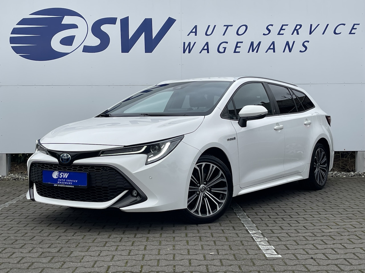 Toyota Corolla Touring Sports - 2.0 Hybrid Team D | Navi | CarPlay | Camera | ACC | LED | DAB+ - AutoWereld.nl