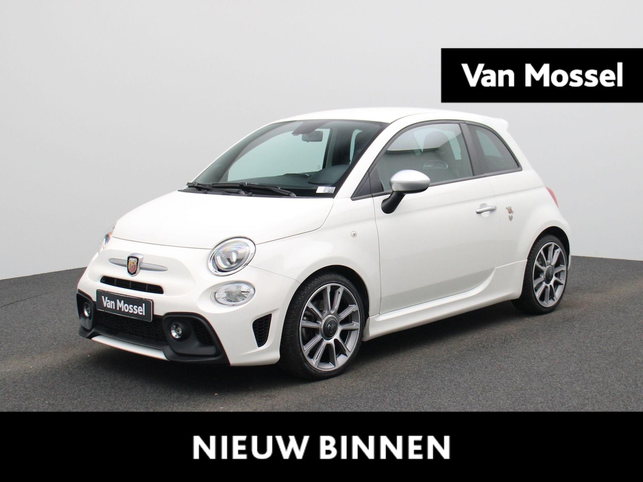 Abarth 500 - 1.4 T-Jet Abarth Turismo | 595 Turismo | Lederen Sport Bekleding | Apple Carplay | 17 Inch - AutoWereld.nl