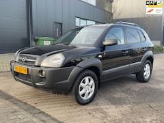 Hyundai Tucson - 2.0 CRDi Dynamic 6-BAK/AIRCO