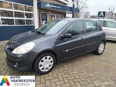 Renault Clio - 1.2-16V Special Line