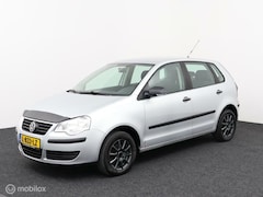 Volkswagen Polo - 1.4-16V Trendline