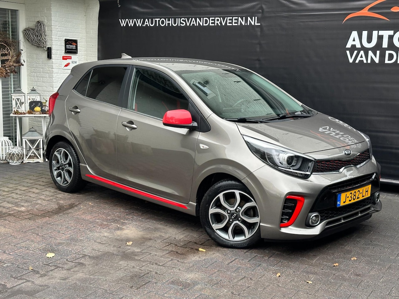 Kia Picanto - 1.0 MPi GT-Line Edition. 35.404 Km! Cruise/Camera/Carplay/Leer/Airco/Etc! - AutoWereld.nl