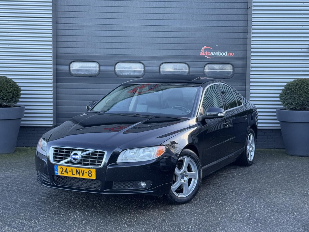 Volvo S80 - 2.4 D5 R-Design | Panoramadak | Navigatie | Lederen Bekleding | Stoel/Stuurverwarming | Li - AutoWereld.nl