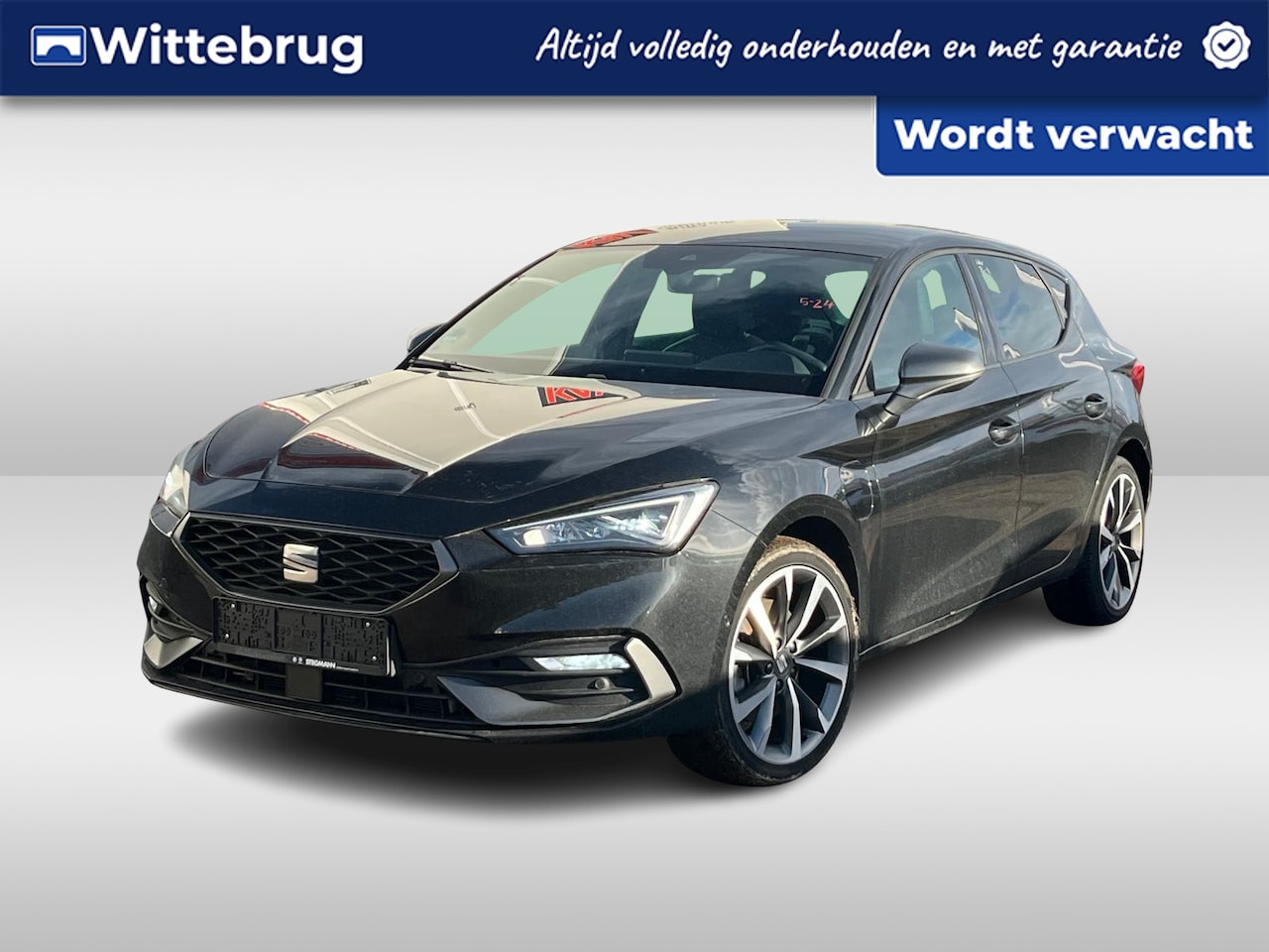 Seat Leon - 1.4 TSI eHybrid 204pk DSG PHEV FR / Full LED / 18" LMV / Camera / Stuur en Stoelverwarming - AutoWereld.nl