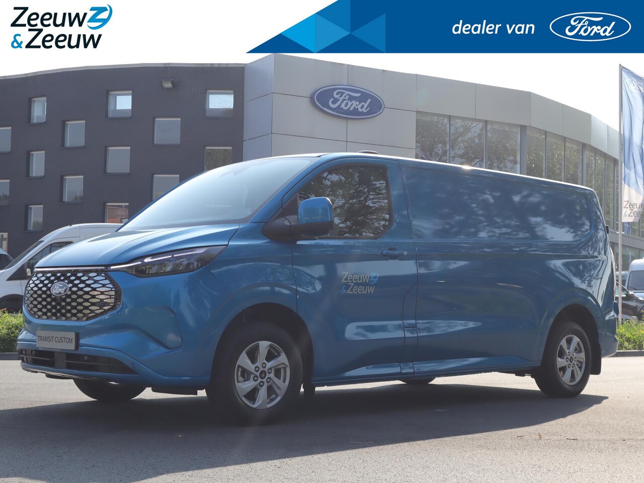 Ford E-Transit Cust. - 340 L2H1 Limited 65 kWh Ford E-Transit Cust. 320 L2H1 Limited 65 kWh 218pk | Nieuw te best - AutoWereld.nl