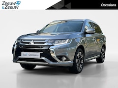 Mitsubishi Outlander - 2.0 PHEV Instyle+ | SCHUIFDAK | TREKHAAK | LEDER | CAMERA |