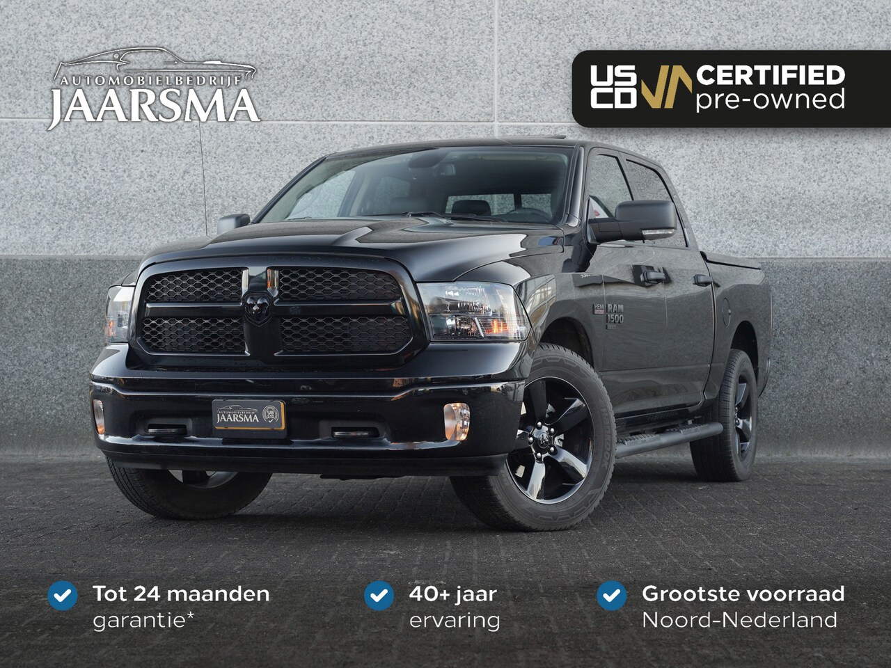 Dodge Ram 1500 - 5.7L V8 HEMI SLT Classic CrewCab |Leder |Exhaust Valve |Gespoten Cover | - AutoWereld.nl