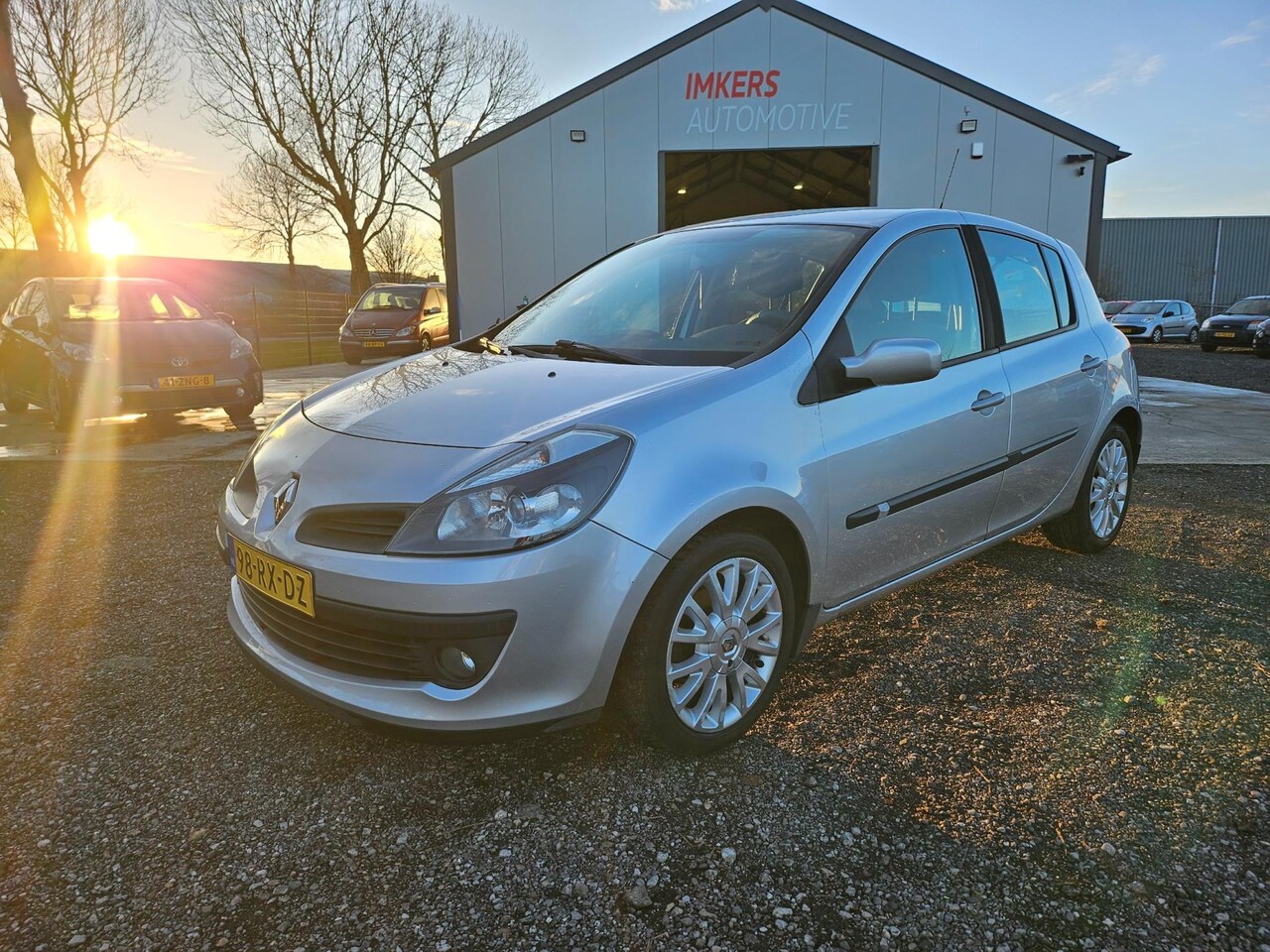 Renault Clio - 1.6-16V Privilège 1.6-16V Privilège - AutoWereld.nl