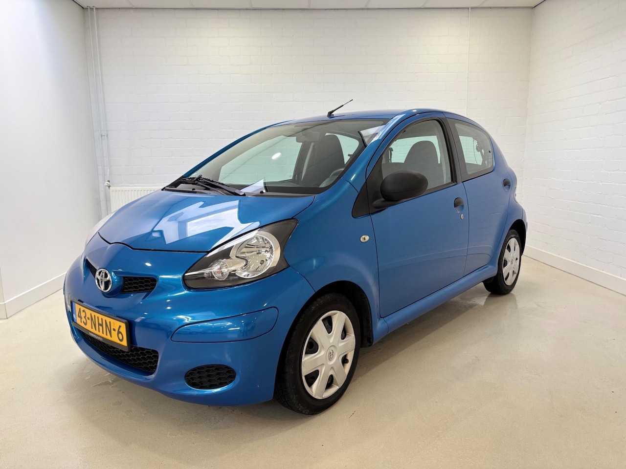 Toyota Aygo - 1.0-12V Access 1.0-12V Access , 5-deurs , Airco , n.a.p - AutoWereld.nl