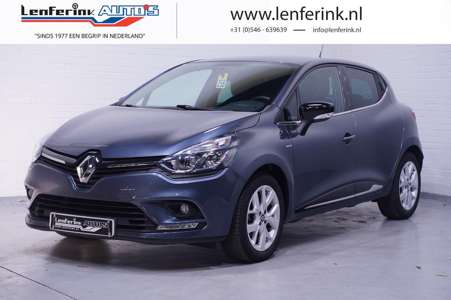 Renault Clio - 0.9 TCe Limited Navi PDC Apple Carplay 1e Eigenaar NAP - AutoWereld.nl