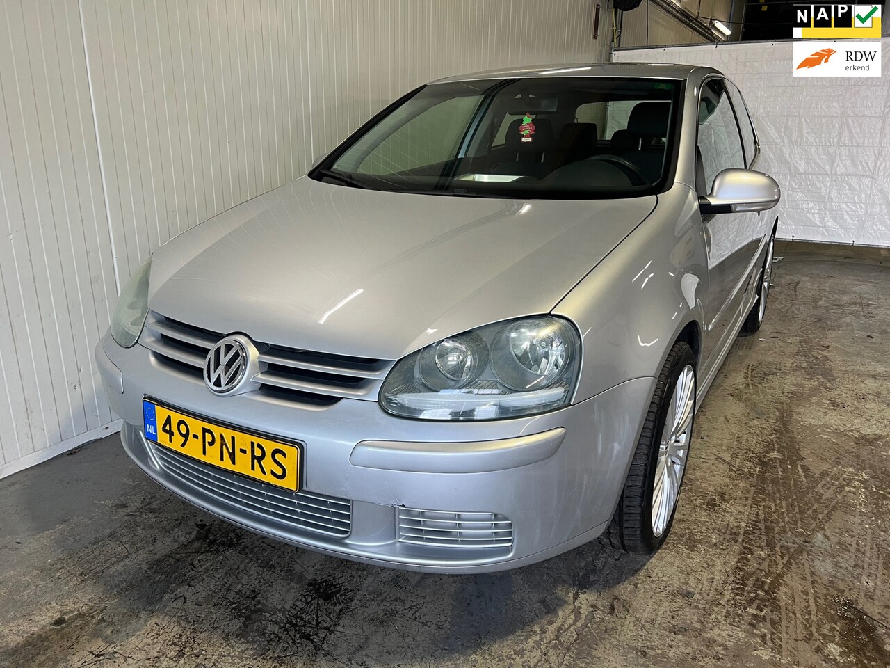 Volkswagen Golf - 1.6 FSI Sportline 1.6 FSI Sportline NIEUWE APK - AutoWereld.nl