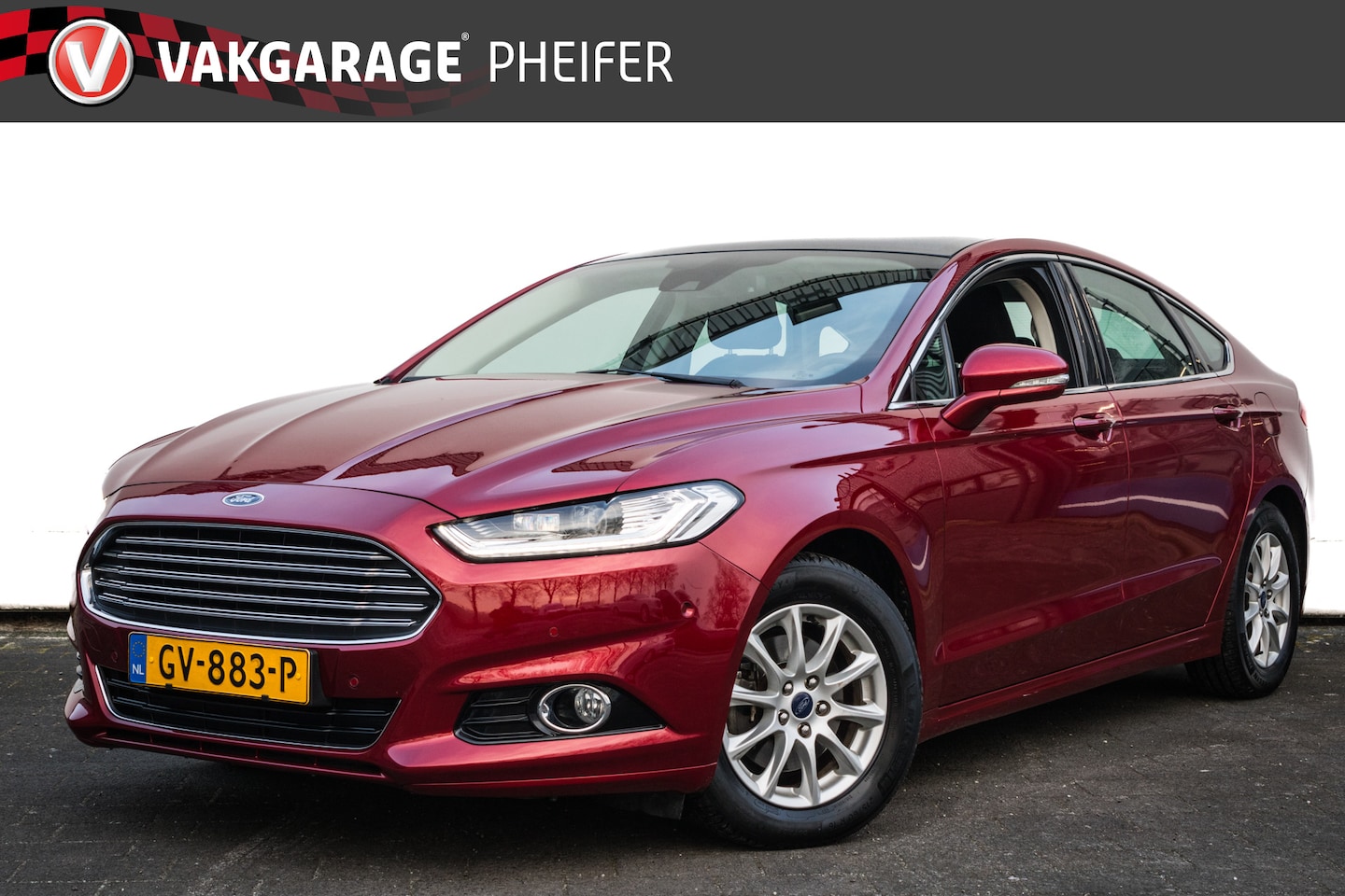 Ford Mondeo - 1.5 160pk Titanium Panoramadak/ Stoel-stuurverwarming/ Navigatie/ Pdc/ Full led/ Elektr. a - AutoWereld.nl