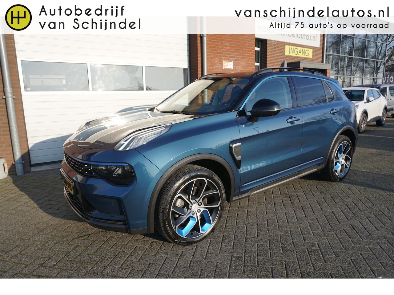 Lynk & Co 01 - 1.5 261PK! OKT 2022 ORIGINEEL NEDERLANDS 360CAMERA 6,6KWH LADEN PANORAMADAK FULL LED ANDRO - AutoWereld.nl