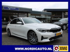 BMW 3-serie - 330E HIGH EXECUTIVE AUTOMAAT/ VIRTUAL COCPIT M AERODYNAMICA- LEDER- A RIJ CAMERA- PLUG IN