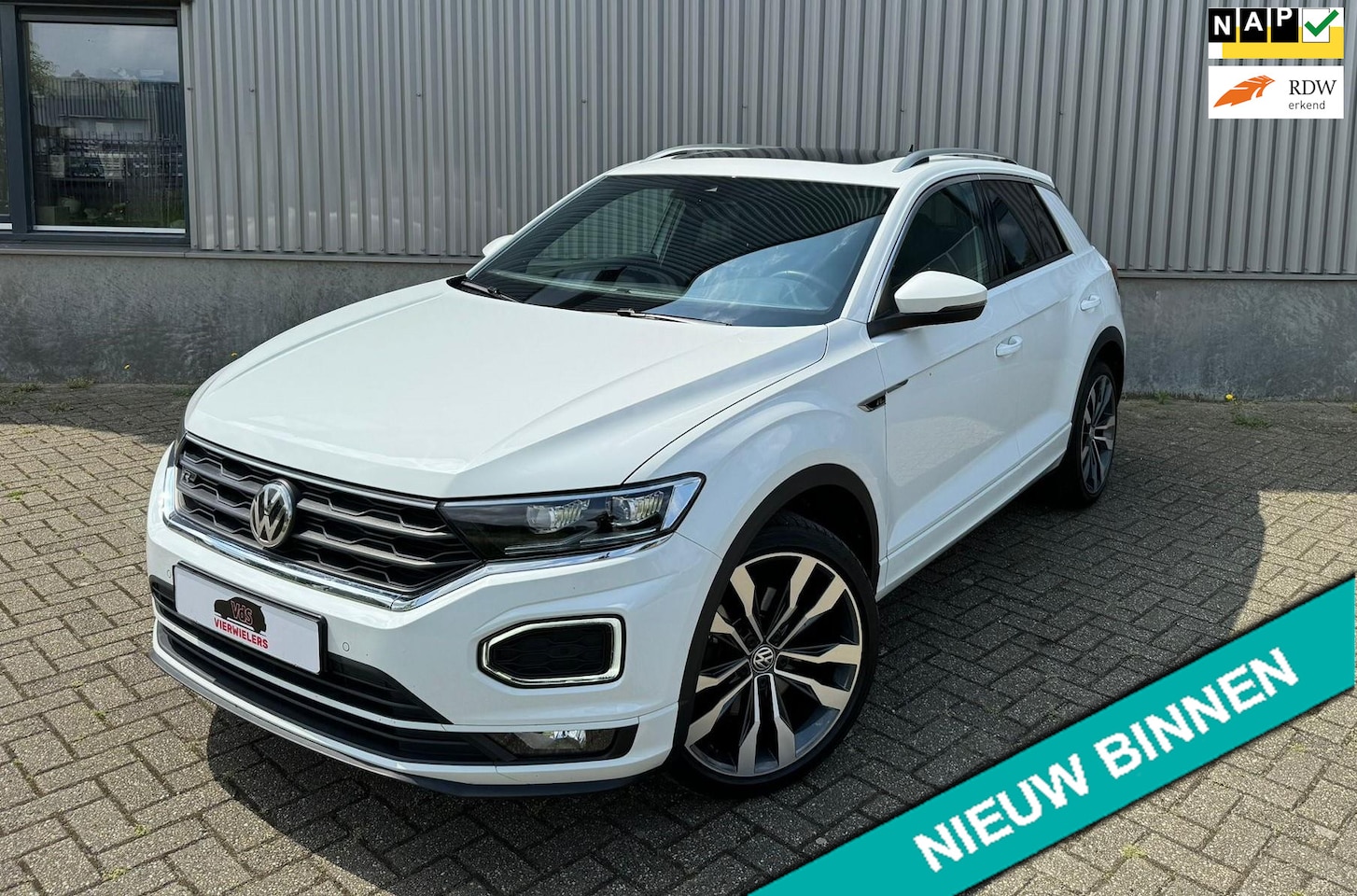 Volkswagen T-Roc - 2.0 TSI 4Motion Sport 3x R-line - AutoWereld.nl