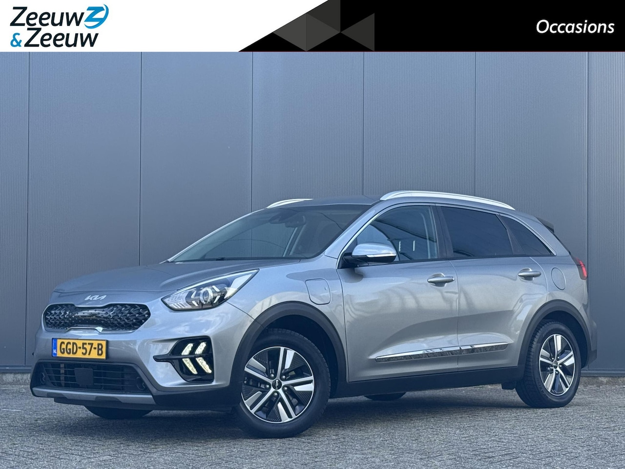 Kia Niro - 1.6 GDi PHEV DynamicLine | Clima | Camera | Stoelverwarming | Stuurwielverwarming | Apple - AutoWereld.nl