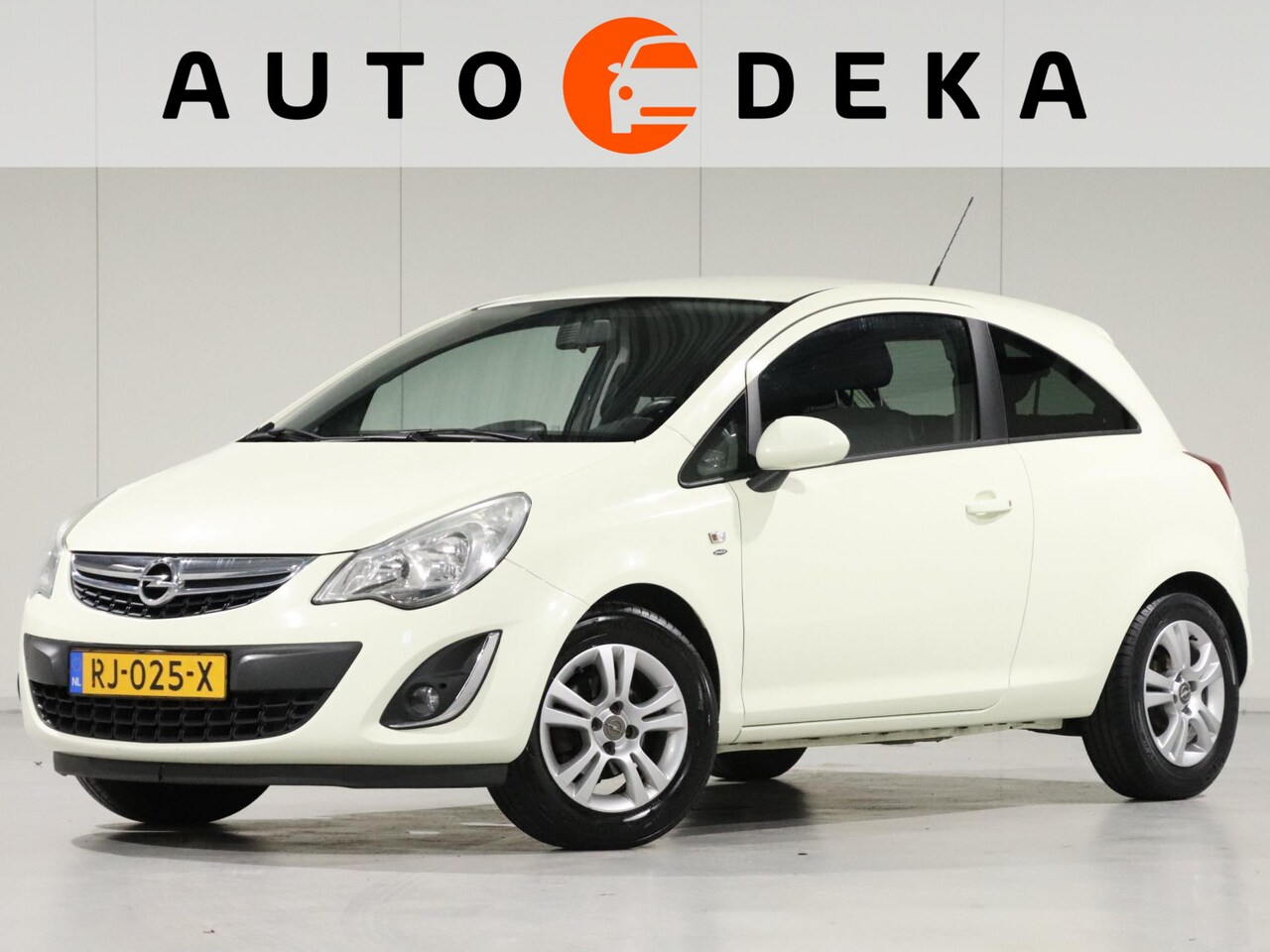 Opel Corsa - 1.2-16V Satellite *Airco* - AutoWereld.nl