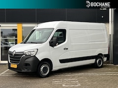 Renault Master - T33 2.3 dCi 135 L2H2 Comfort | Trekhaak | Navigatie | DAB | Parkeersensoren | Airco |