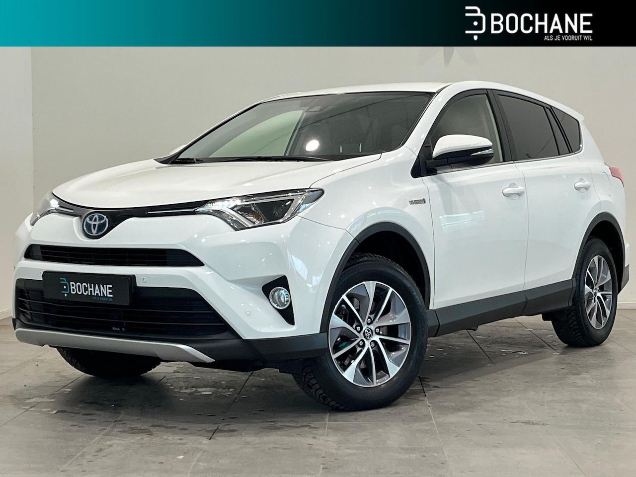 Toyota RAV4 - 2.5 Hybrid AWD Dynamic | Navigatie | Trekhaak - AutoWereld.nl