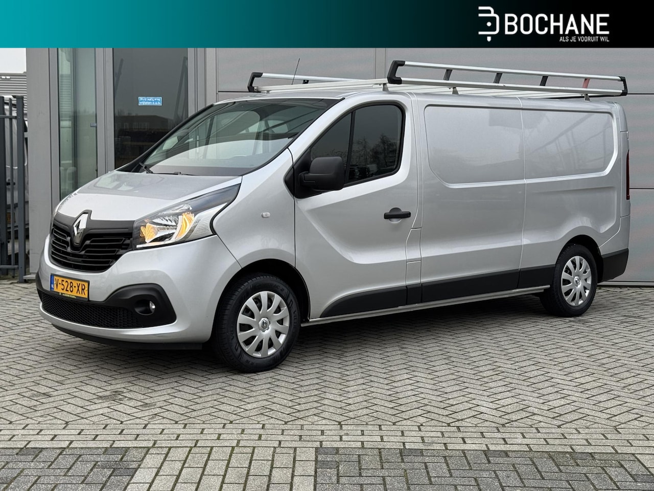 Renault Trafic - 1.6 dCi T29 L2H1 125 PK | UNIEKE KM STAND | NAVIGATIE | AIRCO | IMPERIAAL | TREKHAAK | PAR - AutoWereld.nl