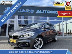 BMW 2-serie Active Tourer - 220i High Executive | M-Sport | HUD | Automaat | trekhaak afneembaar 1.500 kg | incl. deal