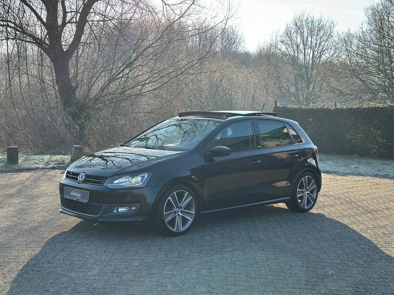 Volkswagen Polo - 1.2 TSI Highline PANO I 6-BAK I CLIMA I NWE APK I LED - AutoWereld.nl