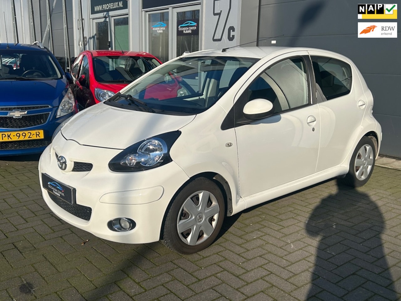 Toyota Aygo - 1.0 1e EIG | AIRCO | ELEKTR PAKKET | APK 10-25 | NAP | - AutoWereld.nl