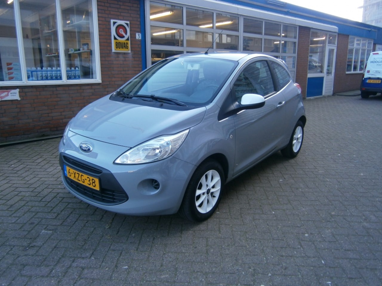 Ford Ka - 1.2 Style start/stop 1.2 Style start/stop, l.m. velgen - AutoWereld.nl