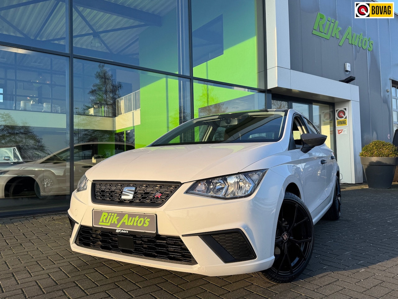 Seat Ibiza - 1.0 * FR * Cruise Control * PDC * Bluetooth * Stoelverwarming - AutoWereld.nl