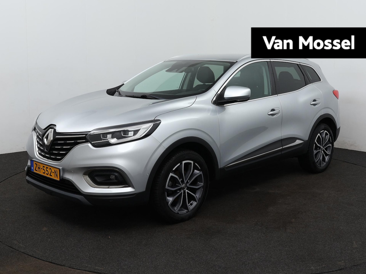 Renault Kadjar - 1.3 TCe Intens | LMV | Trekhaak | Navigatie | Climate control | Camera | Parkeer sensoren - AutoWereld.nl