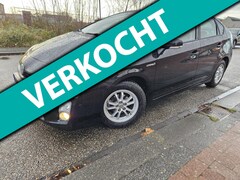 Toyota Prius - Kijk maar naar andere opties>>> droranjesnor