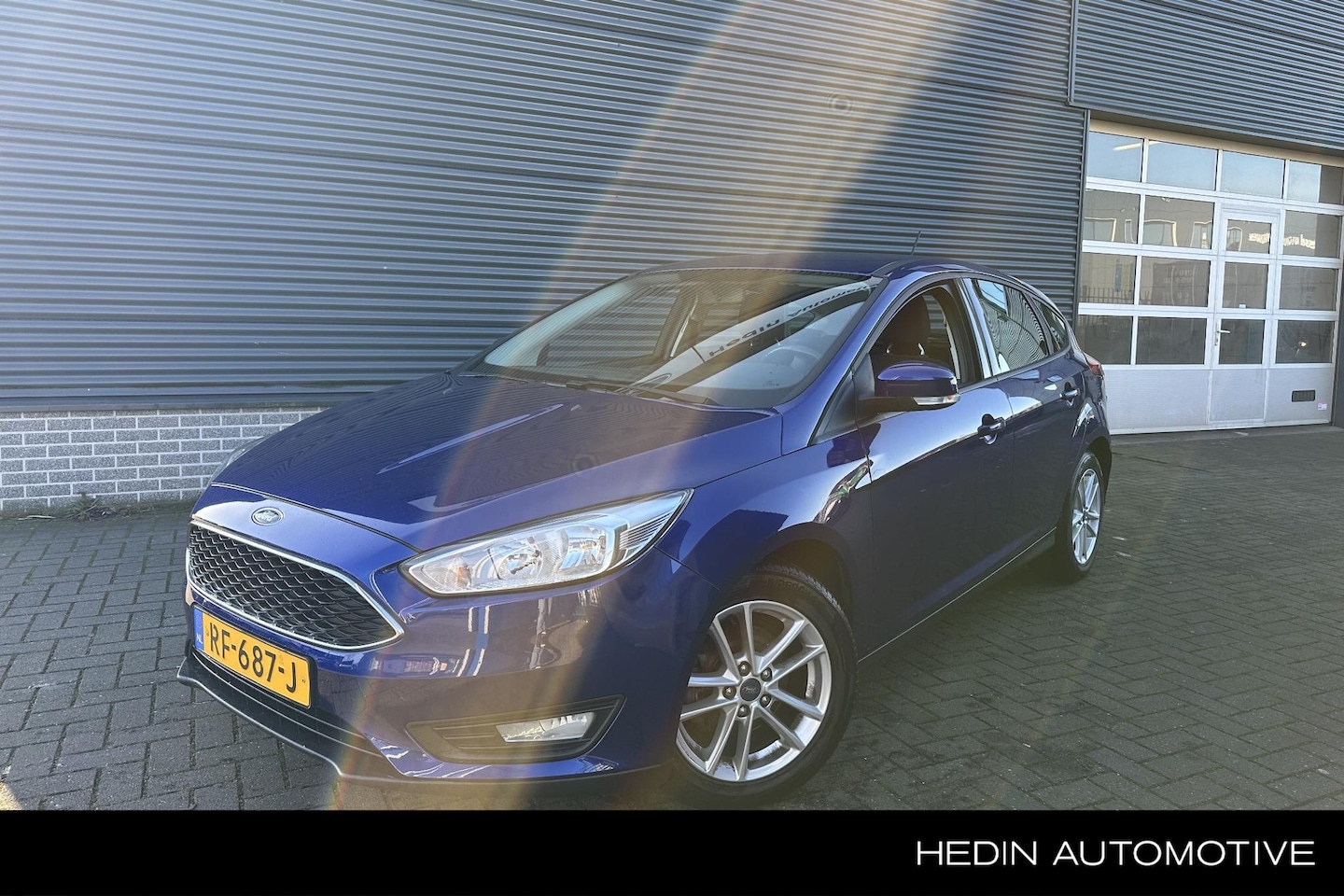 Ford Focus - 1.0 Lease Edition | Navigatie | Apple Carplay & Android Auto | Trekaak | Parkeersensoren a - AutoWereld.nl