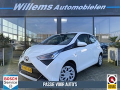 Toyota Aygo - 1.0 VVT-i x-play App Connect, Airco & Camera