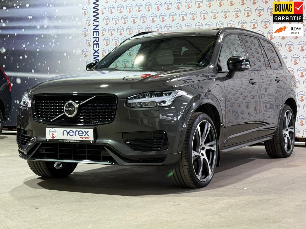 Volvo XC90 - 2.0 T8 Recharge AWD R-Design | Luchtvering | Pano | Trekhaak | H&K - AutoWereld.nl