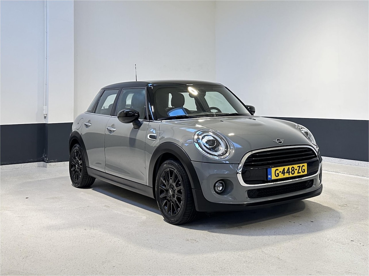 MINI Cooper - Mini 1.5 Business Edition | Navigatie | NL | 1 Eig | - AutoWereld.nl