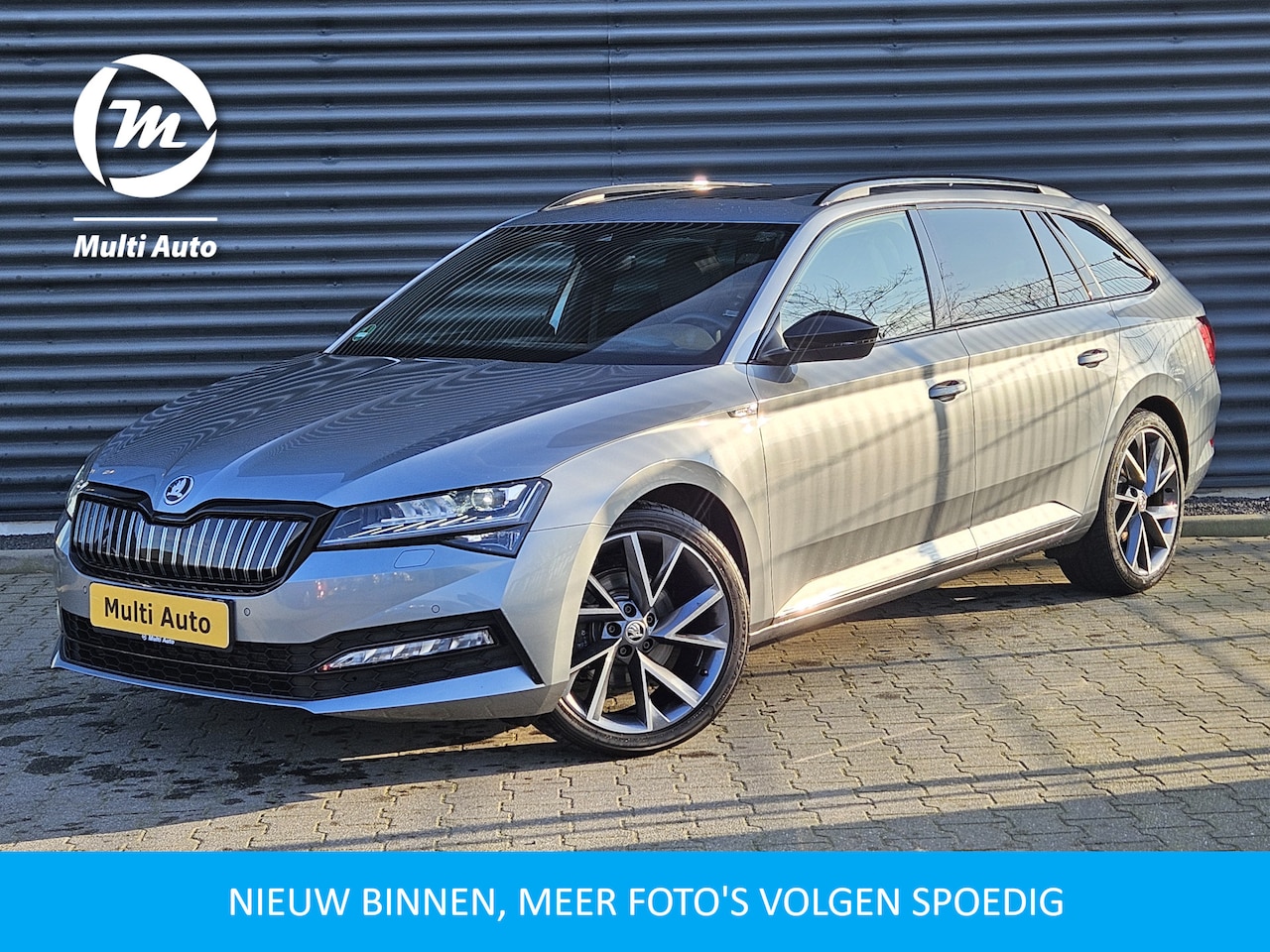 Skoda Superb Combi - 1.4 TSI iV Sportline Plug In Hybrid PHEV | Panodak | Trekhaak af Fabriek | Adaptive Cruise - AutoWereld.nl