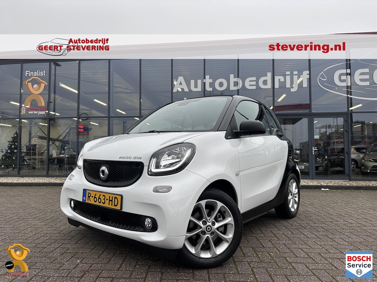 Smart Fortwo coupé - EQ 82pk / Airco / Stoelverwarming / Nieuw staat! - AutoWereld.nl