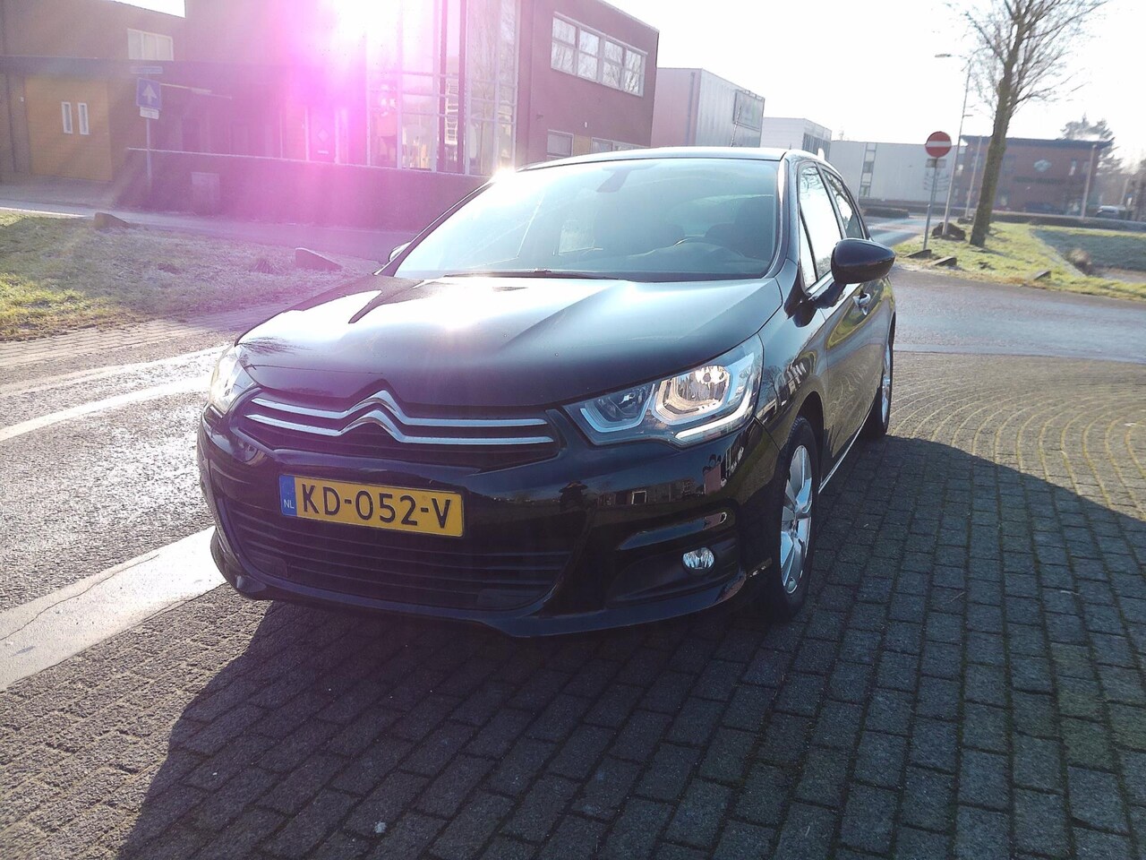 Citroën C4 - 1.6 BlueHDi Feel 1.6 BlueHDi Feel - AutoWereld.nl