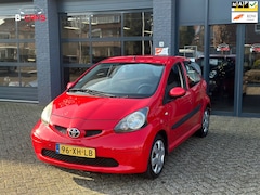 Toyota Aygo - 1.0-12V + 5DRS