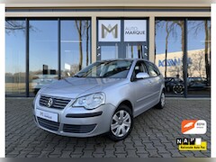 Volkswagen Polo - 1.4-16V 81PK 5-Deurs | Comfortline | Airco | Nieuwe APK | Cruise Control | Radio | *LET OP