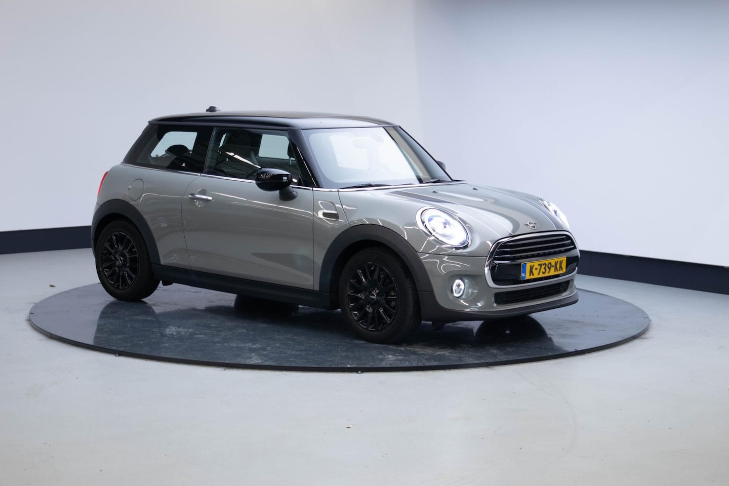 MINI Cooper - Mini 1.5 | Panoramadak | 1e eigenaar | - AutoWereld.nl