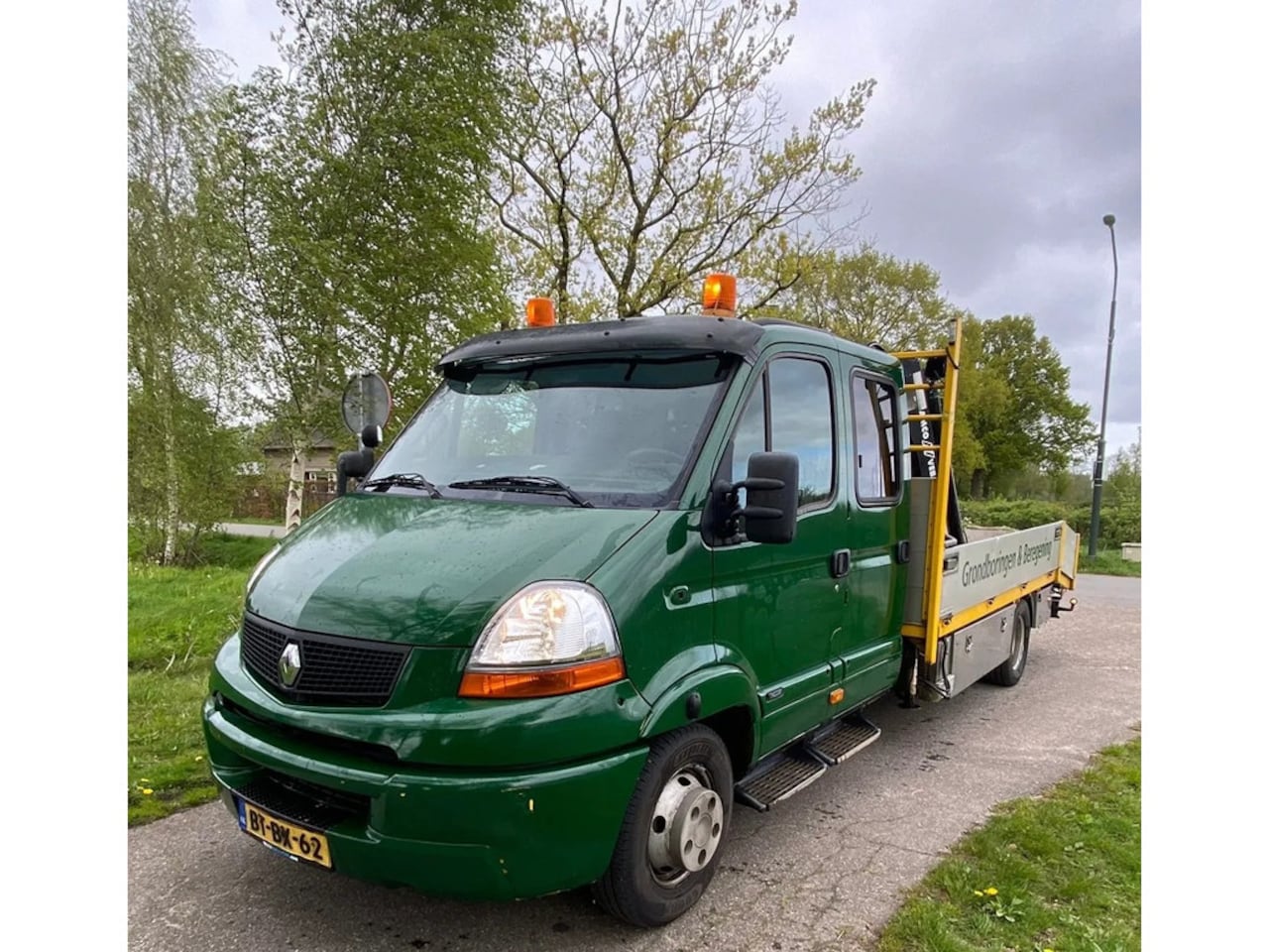 Renault Master Pro - 160-65 Openlaadbak met kraan/oprijplaten - AutoWereld.nl