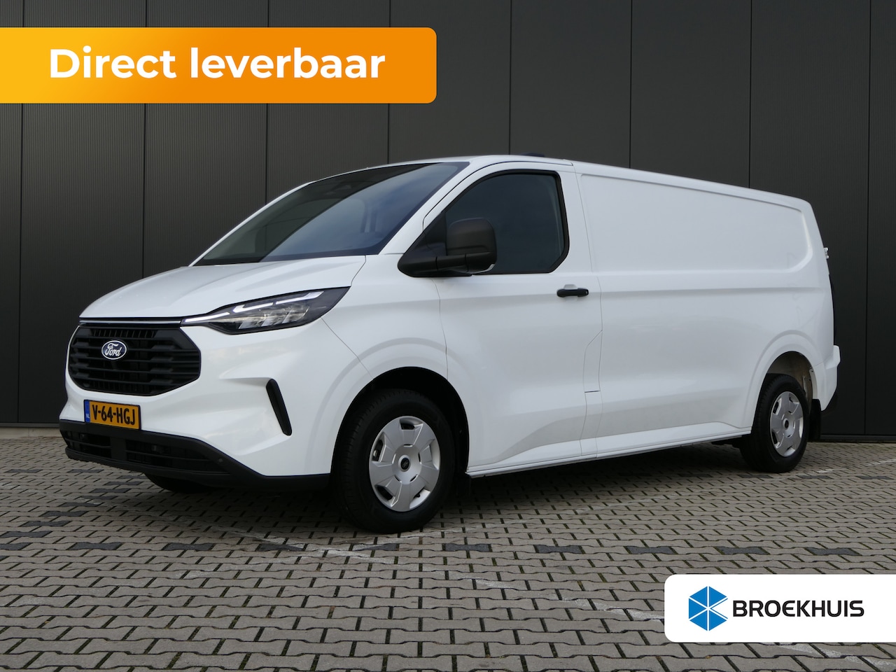 Ford Transit Custom - 300 2.0 TDCI L2H1 Trend | OP VOORRAAD! | Laadruimte Pakket | Trekhaak | Camera | Verwarmde - AutoWereld.nl