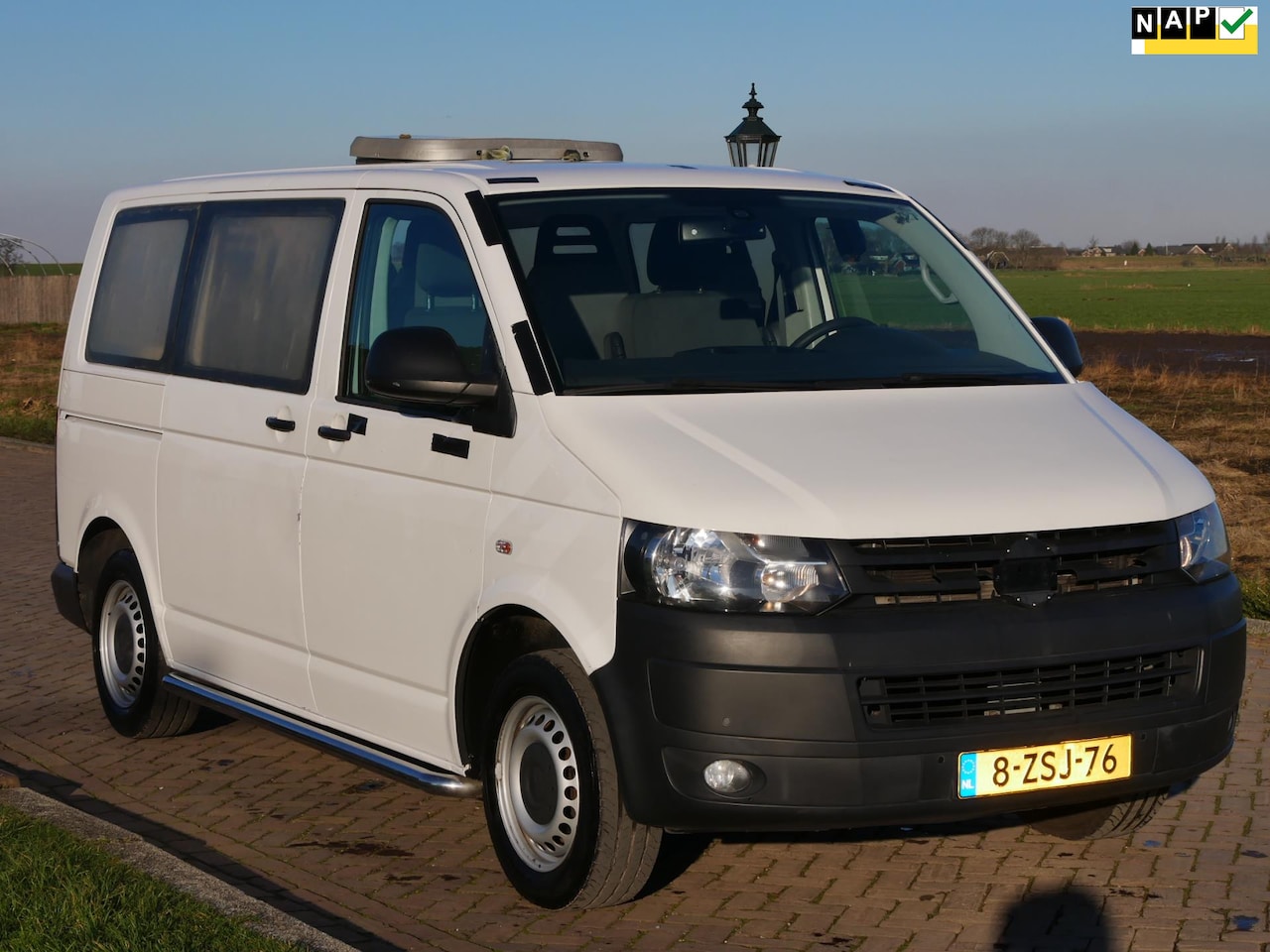 Volkswagen Transporter Kombi - 2.0 TDI L1H1 Trendline 9 Pers *MARGE ** - AutoWereld.nl