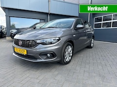 Fiat Tipo - 1.4 Combi Lounge Navi stoelverwarming