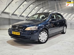 Opel Astra - 1.6 Edition airco trekhaak